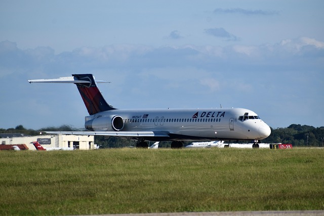 A Complete Guide to Choosing Hotels Near Houston Airport With Free Shuttle