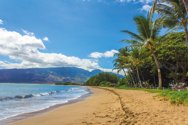 Beach Hotels in Kihei Maui for Couples