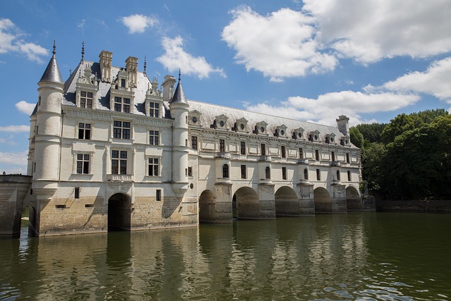 Best Resorts in Loire Valley With Castle and Countryside Views