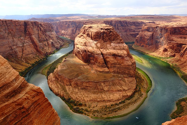 Best Resorts Near Grand Canyon for Nature Lovers