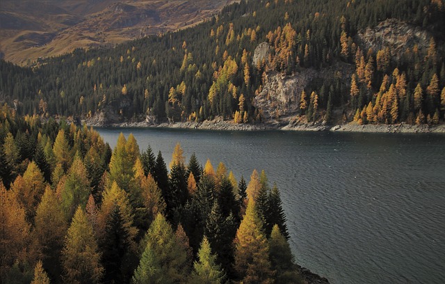 Hidden Resorts in French Alps With Quiet Nature Experience