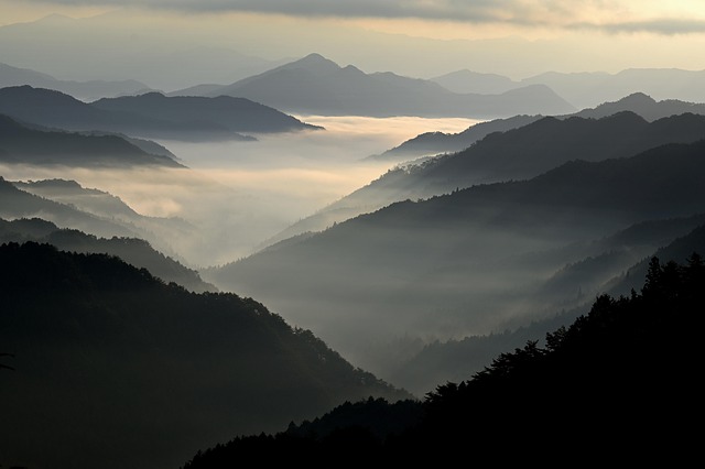 Theth Mountain Lodges for Nature Travel